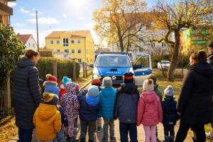 Besuch der Polizei im Kindergarten